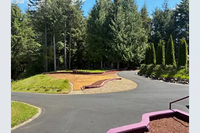371 SW Newton Dr, Waldport, OR 97394 - Photo 5