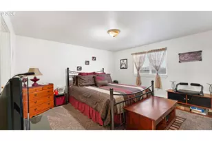 1905 17th St, Springfield, OR 97477 - Photo 15