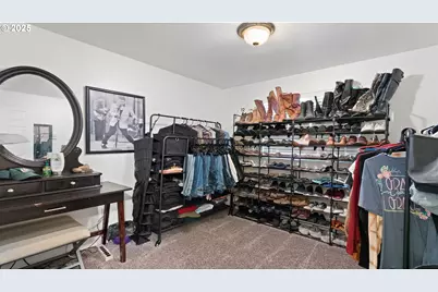 1905 17th St, Springfield, OR 97477 - Photo 11