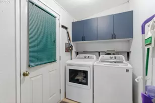 4655 SE 133rd Dr, Portland, OR 97236 - Photo 25