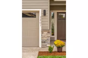 2401 E Foxtrot St, La Center, WA 98629 - Photo 3