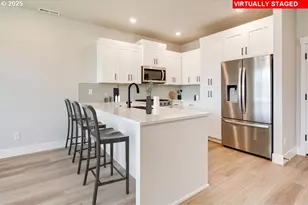 4236 SE Century Blvd, Hillsboro, OR 97123 - Photo 3