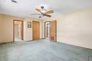 101 7th St, Dayton, OR 97114 - Photo 21