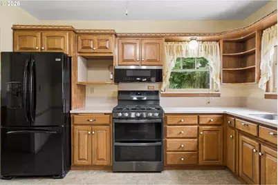 101 7th St, Dayton, OR 97114 - Photo 15