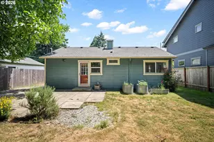 8909 N Drummond Ave, Portland, OR 97217 - Photo 23