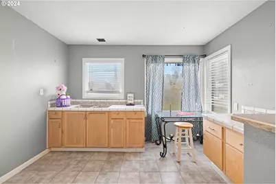 450 SE Hogan Rd, Gresham, OR 97080 - Photo 11