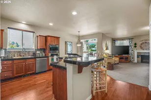 33753 NE Hart Ct, Scappoose, OR 97056 - Photo 11
