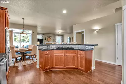 33753 NE Hart Ct, Scappoose, OR 97056 - Photo 9