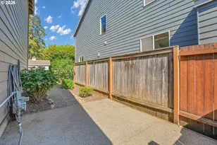 33753 NE Hart Ct, Scappoose, OR 97056 - Photo 33