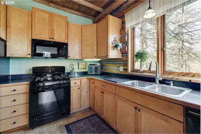 2215 Pine Oak Rd, Mosier, OR 97040 - Photo 9