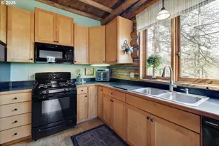 2215 Pine Oak Rd, Mosier, OR 97040 - Photo 9