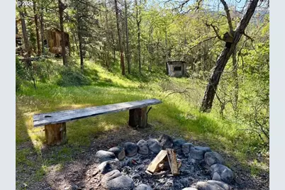 2215 Pine Oak Rd, Mosier, OR 97040 - Photo 41
