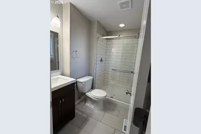 706 NE 126th St, Vancouver, WA 98685 - Photo 17