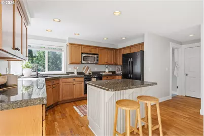 8174 SW 181st Ave, Beaverton, OR 97007 - Photo 13