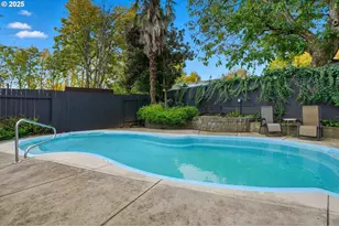 7323 SW 4th Ave, Portland, OR 97219 - Photo 19