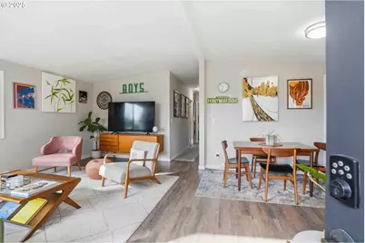 7323 SW 4th Ave, Portland, OR 97219 - Photo 3