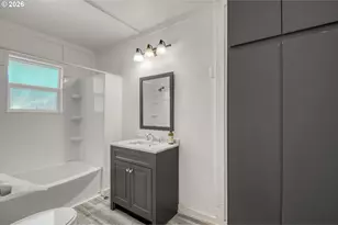 581 Highland Ave, Salem, OR 97301 - Photo 25