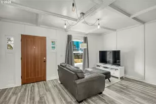 581 Highland Ave, Salem, OR 97301 - Photo 13