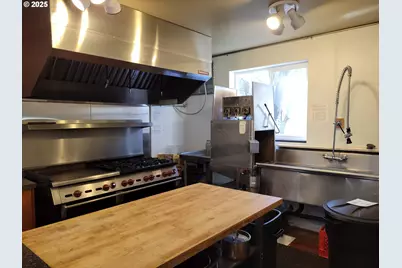 12797 Kings Valley Hwy, Monmouth, OR 97361 - Photo 11