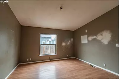 8250 SE 76th Pl, Portland, OR 97206 - Photo 13