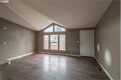 8250 SE 76th Pl, Portland, OR 97206 - Photo 5