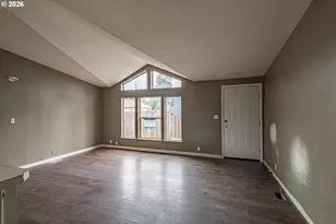 8250 SE 76th Pl, Portland, OR 97206 - Photo 5