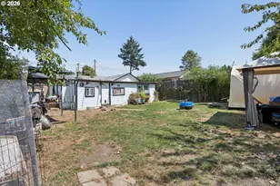 844 NE Johnson St, Myrtle Creek, OR 97457 - Photo 15