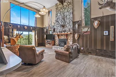 331 Hemlock Ln, Roseburg, OR 97471 - Photo 21