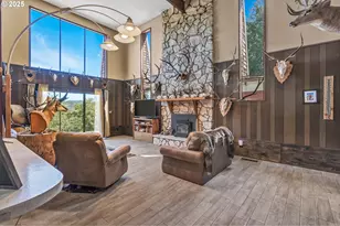 331 Hemlock Ln, Roseburg, OR 97471 - Photo 21