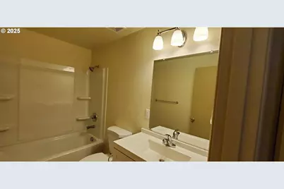 101 Ash St, Ridgefield, WA 98642 - Photo 13