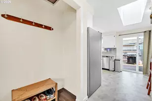 4866 Beaver St, Springfield, OR 97478 - Photo 9