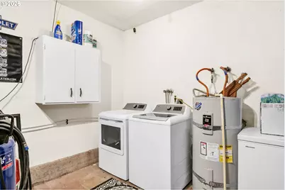 4866 Beaver St, Springfield, OR 97478 - Photo 25