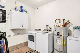 4866 Beaver St, Springfield, OR 97478 - Photo 25