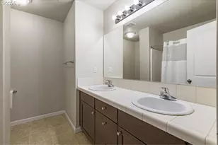 2529 N Roger Smith Dr, Newberg, OR 97132 - Photo 37