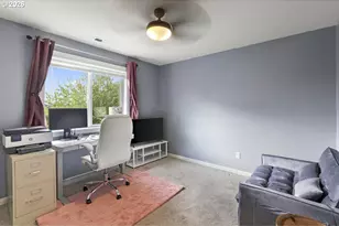 2529 N Roger Smith Dr, Newberg, OR 97132 - Photo 29