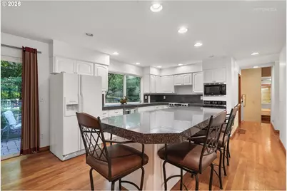 1590 Woodland Ter, Lake Oswego, OR 97034 - Photo 11