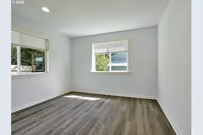 408 Clara Ct, Salem, OR 97301 - Photo 15