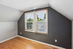 8046 SW Capitol Hill Rd, Portland, OR 97219 - Photo 21