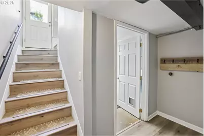 8046 SW Capitol Hill Rd, Portland, OR 97219 - Photo 29