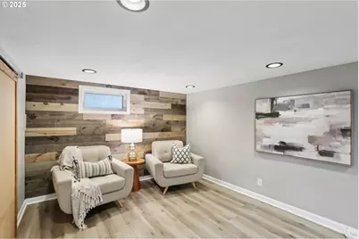 8046 SW Capitol Hill Rd, Portland, OR 97219 - Photo 27