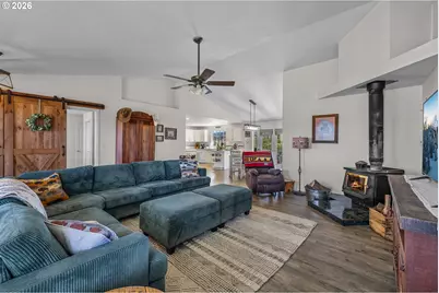 [Address not provided], Mount Vernon, OR 97865 - Photo 7