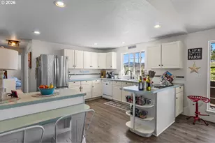 [Address not provided], Mount Vernon, OR 97865 - Photo 11