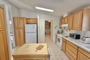 909 Toll Rd, Dufur, OR 97021 - Photo 11