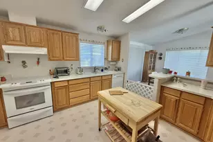 909 Toll Rd, Dufur, OR 97021 - Photo 9