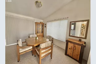 909 Toll Rd, Dufur, OR 97021 - Photo 7