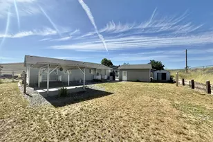 909 Toll Rd, Dufur, OR 97021 - Photo 19