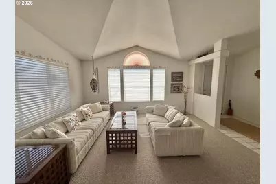 909 Toll Rd, Dufur, OR 97021 - Photo 5
