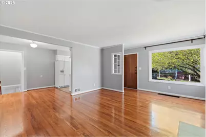 7506 SE Main St, Portland, OR 97215 - Photo 7