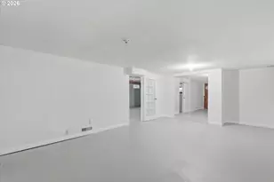 7506 SE Main St, Portland, OR 97215 - Photo 29