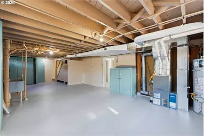 7506 SE Main St, Portland, OR 97215 - Photo 25